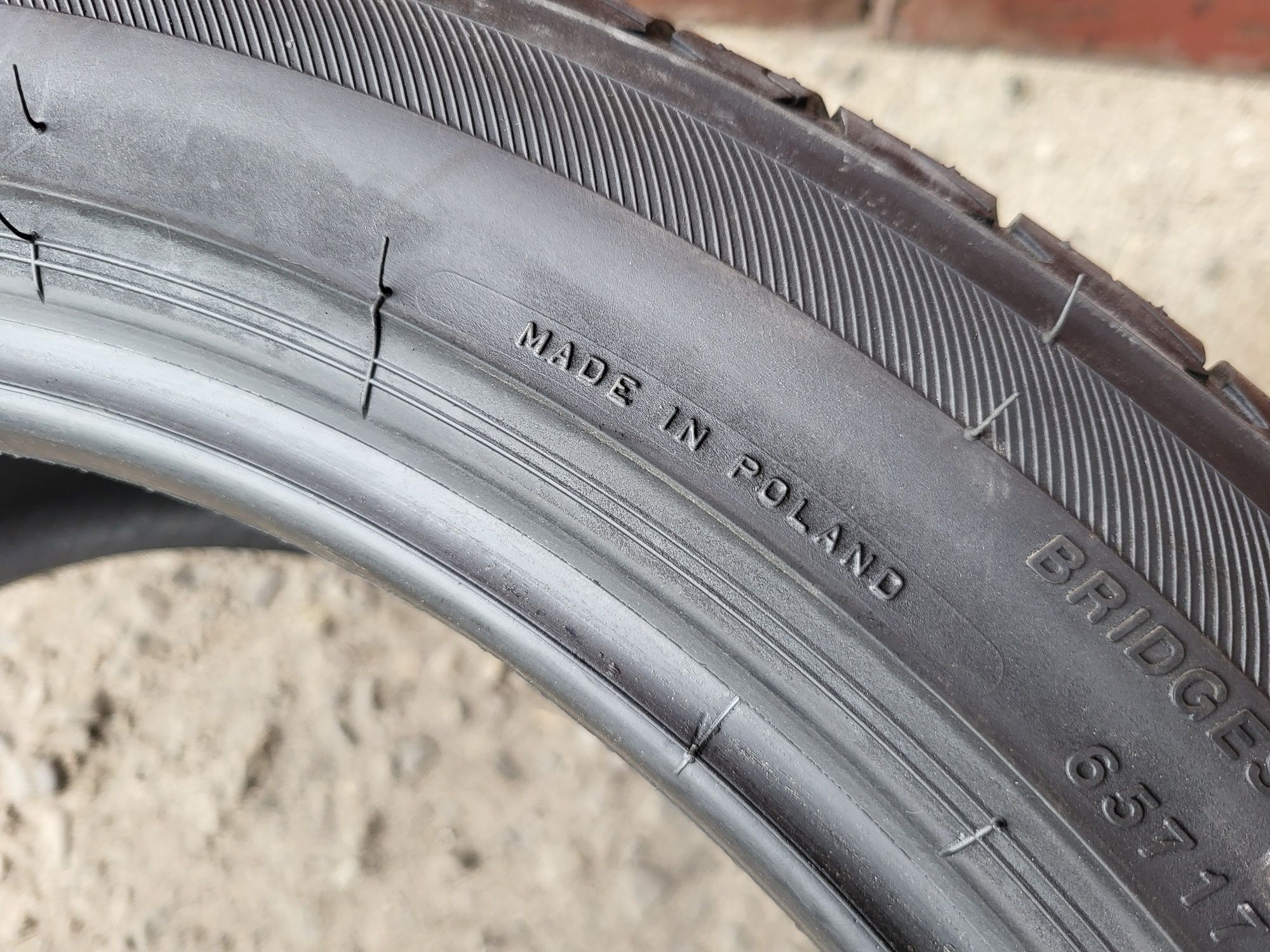 225/45/17 R17 Bridgestone Turanza T001 4шт ціна за 1шт літо шини