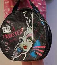 Torebka monster High czarna lakierek