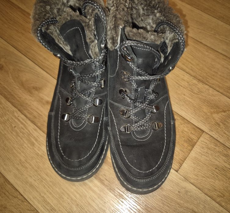 Зимові жіночі сапожки