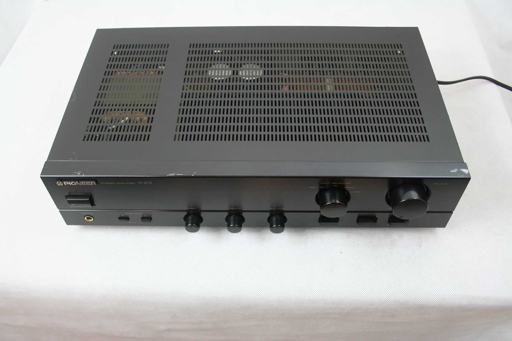 Wzmacniacz PIONEER A-202