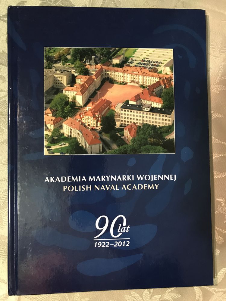 Akademia Marynarki Wojennej 90 lat marynarze Gdynia