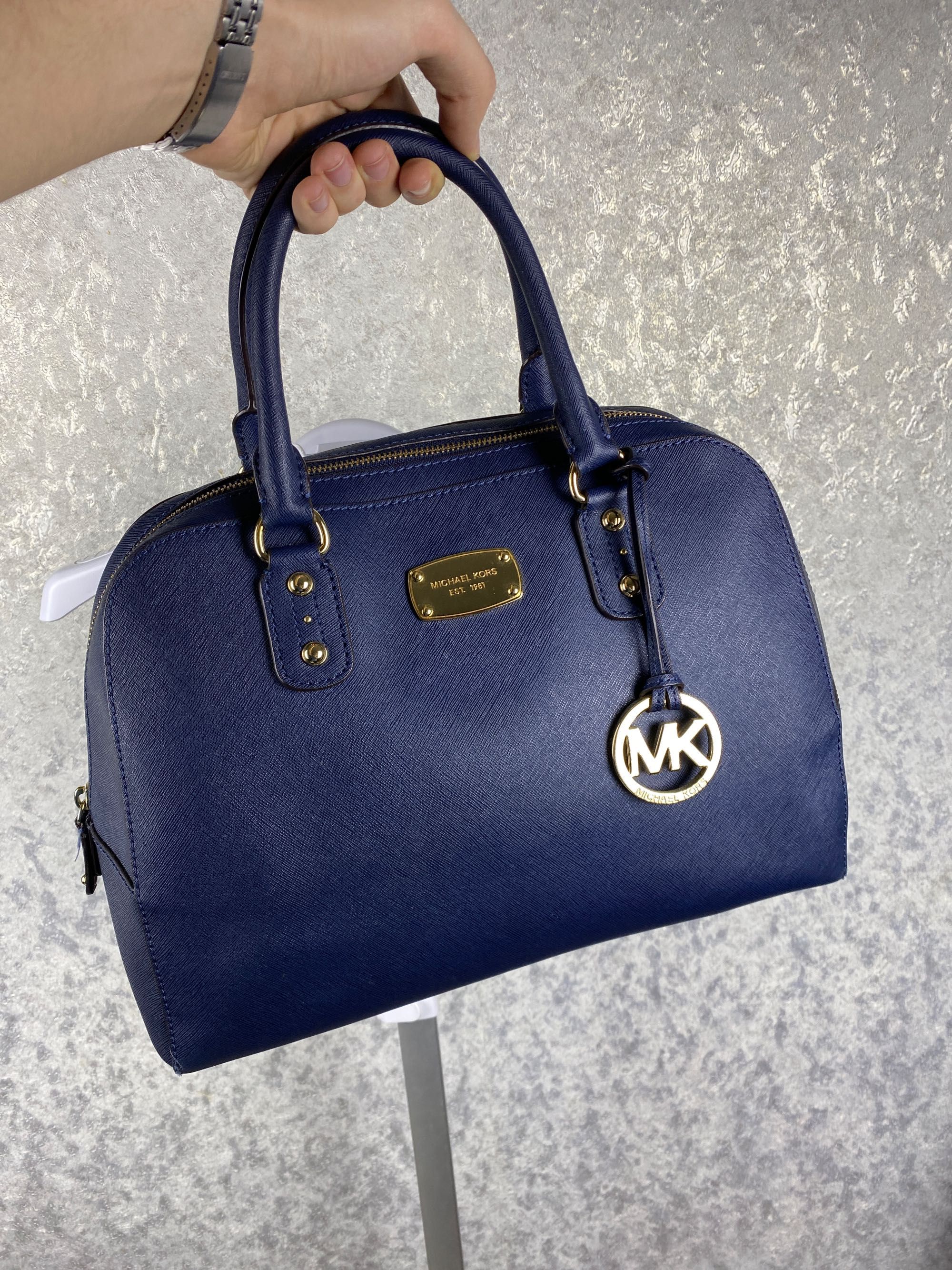 Женская сумка Michael Kors Saffiano Leather Bag