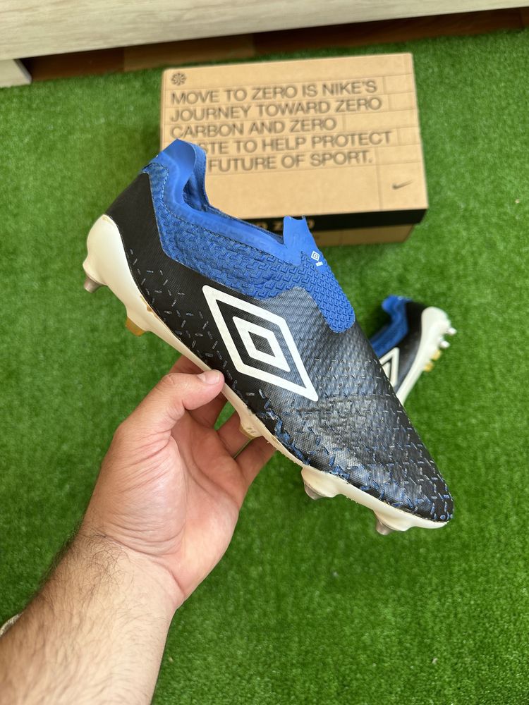 Футбольные профессиональные бутсы Umbro Velocita V Elite 42р