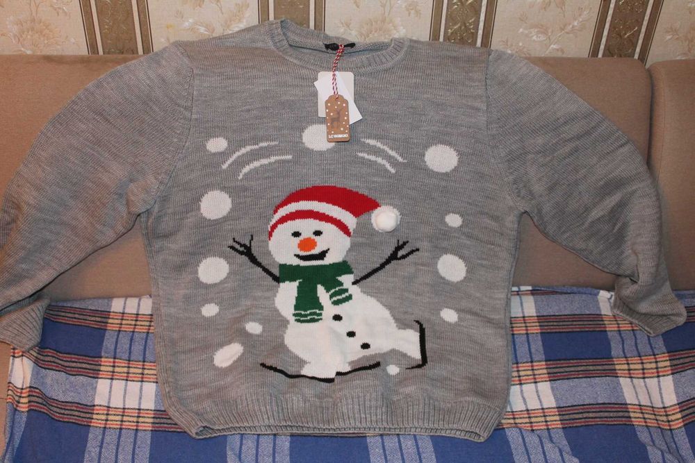 свитер со снеговиком