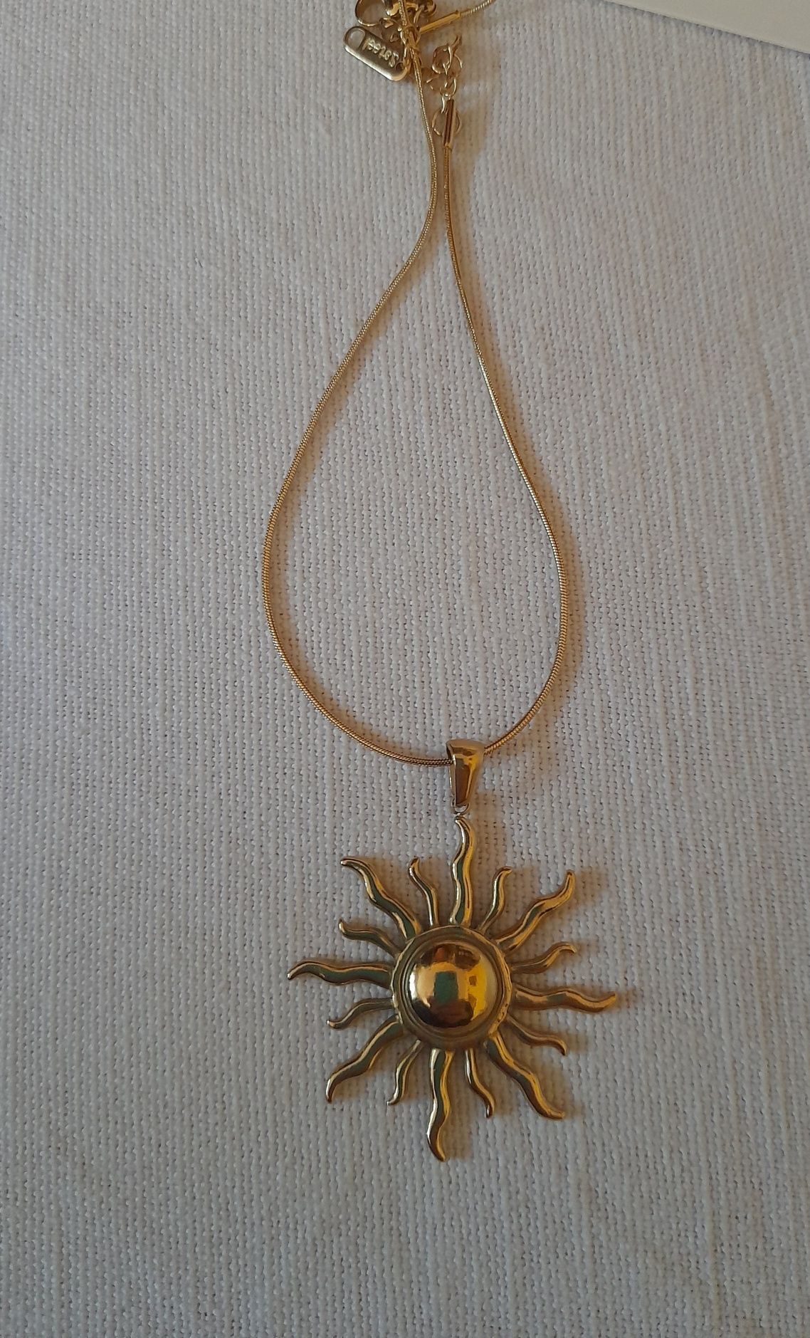 Wisiorek naszyjnik słońce metal