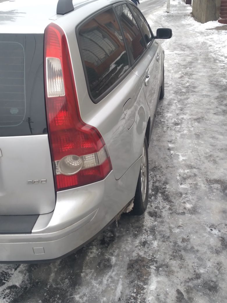 Продам автомобіль Volvo v 50