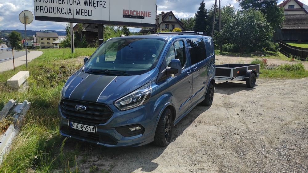 Red sport Ford Transit Custom