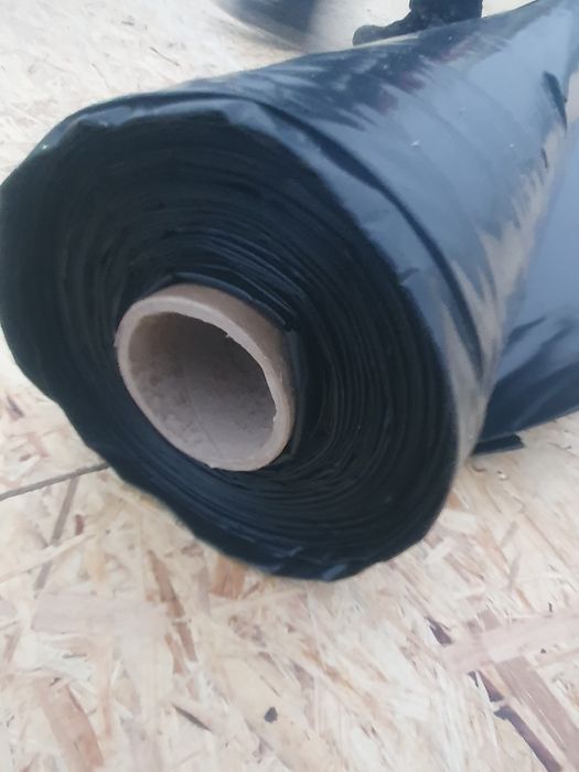 Folia Silosowa firmy Triosilo Trioblack o wymiarach 16m x 25m