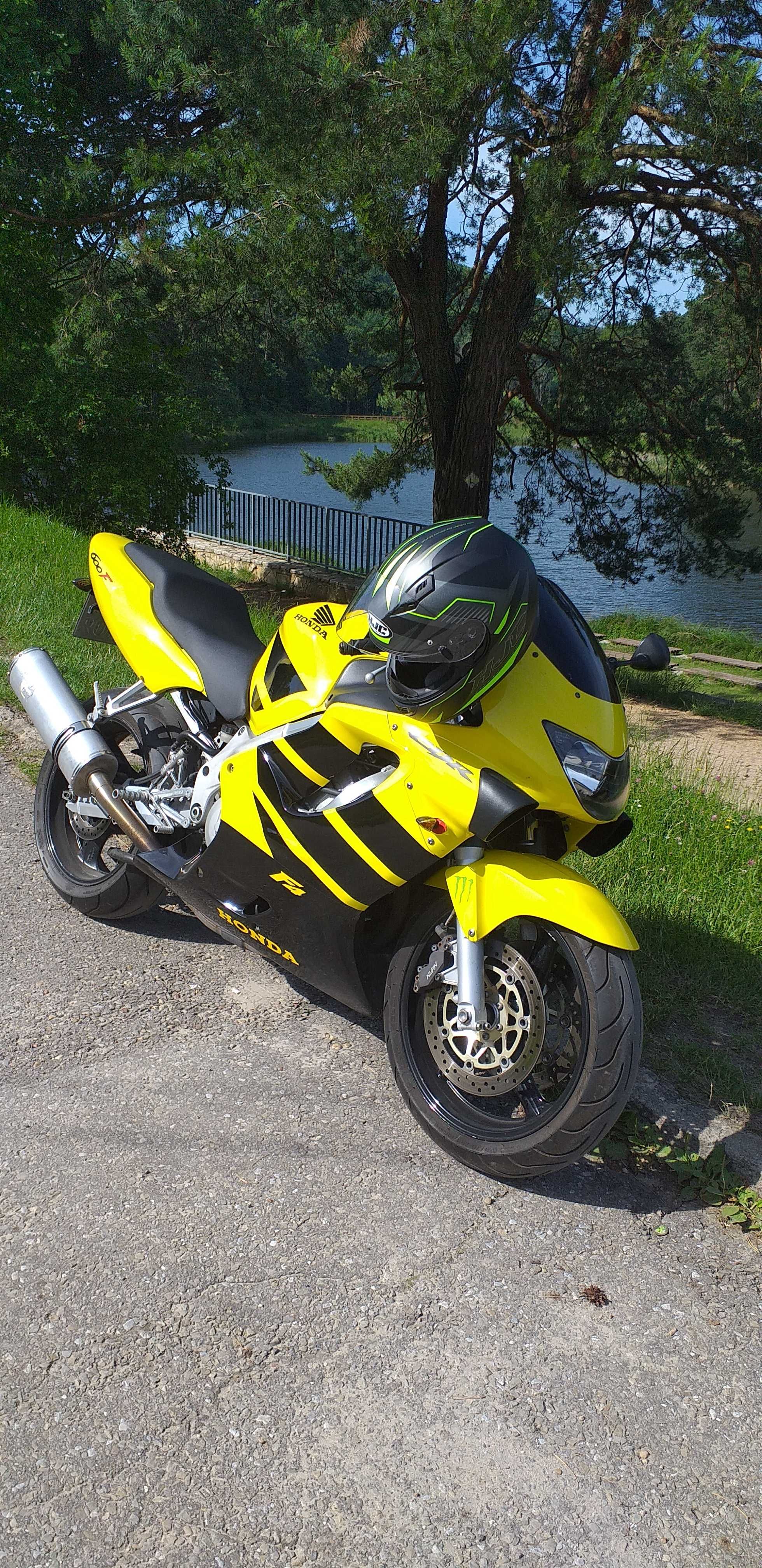 Honda CBR 600 F4