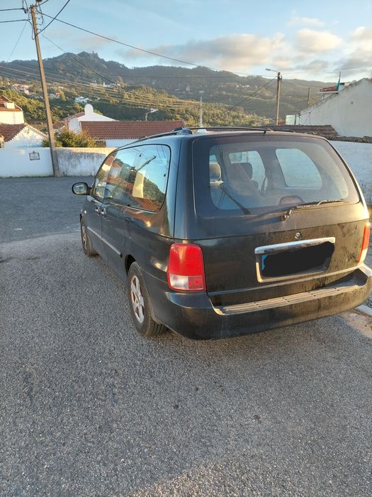 Kia Carnival 2.7 TDI