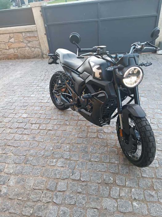 Zontes GK 125 – 2023 – 4.136 km – Como Nova!