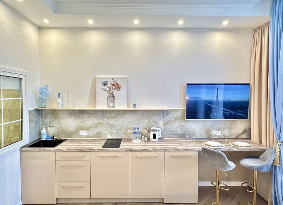 18 Квартира подобово посуточно Джакузи новый ремонт центр метро Левада