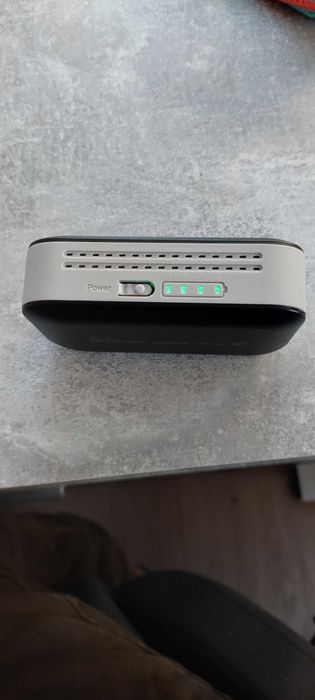 Hotspot LTE z powerbankiem 10000 mAh