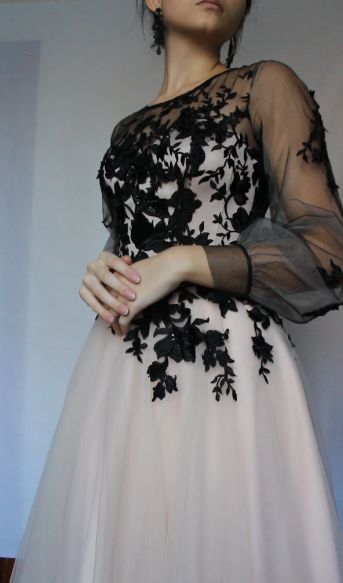 Вечернее платье на выпускной вечер, свадьбу и другие праздники