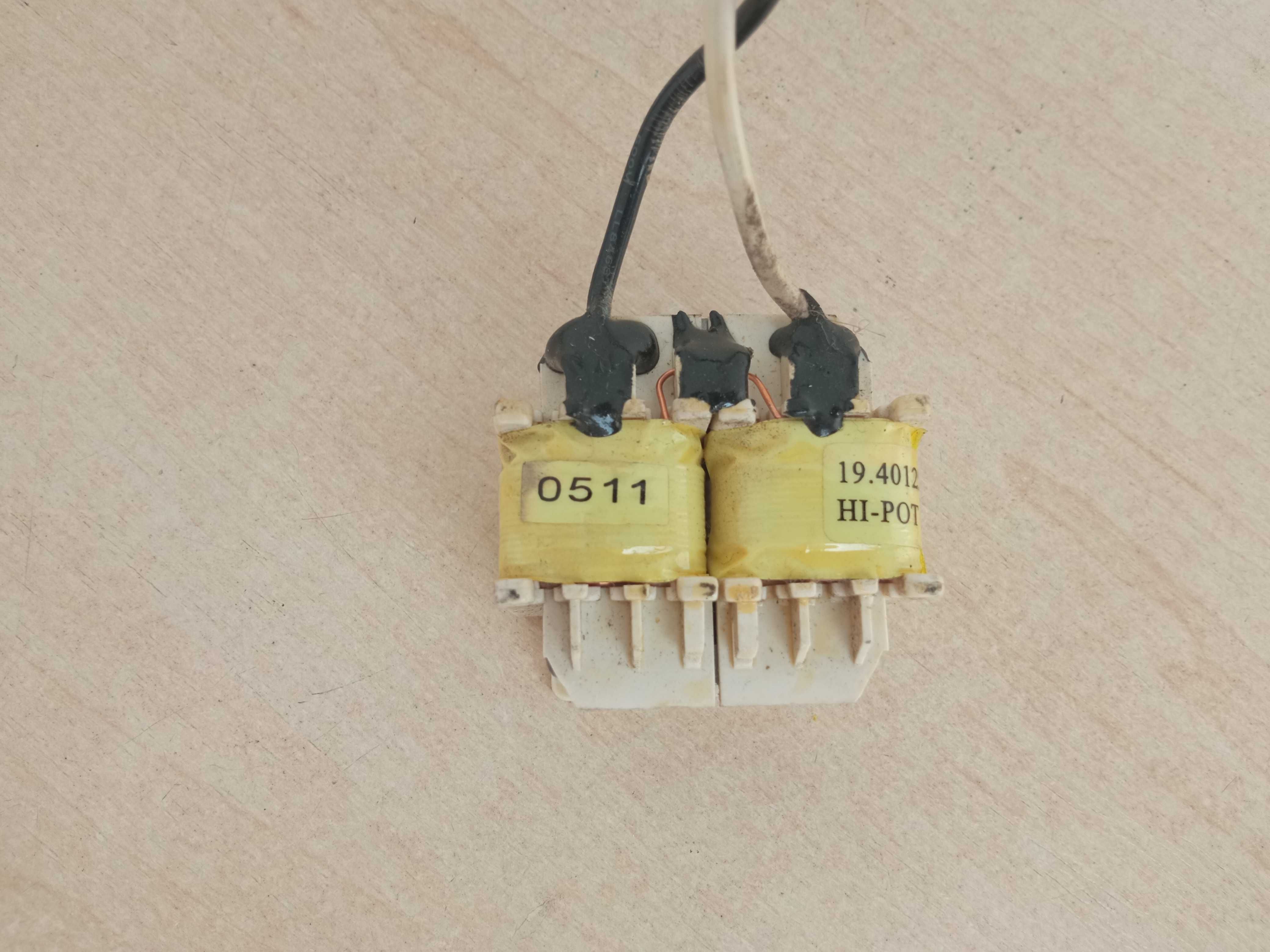 Трансформатор HI-POT 3057H 19.40125.032 110V/230V