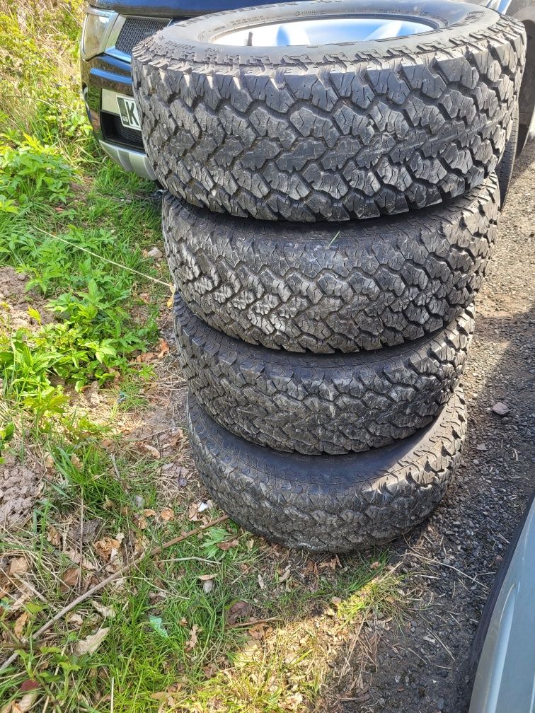 Колеса 255/70R15 з дисками болото