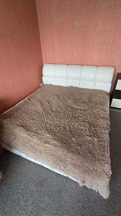 Продається комфортне двоспальне ліжко 180×200 з підйомним механізмом