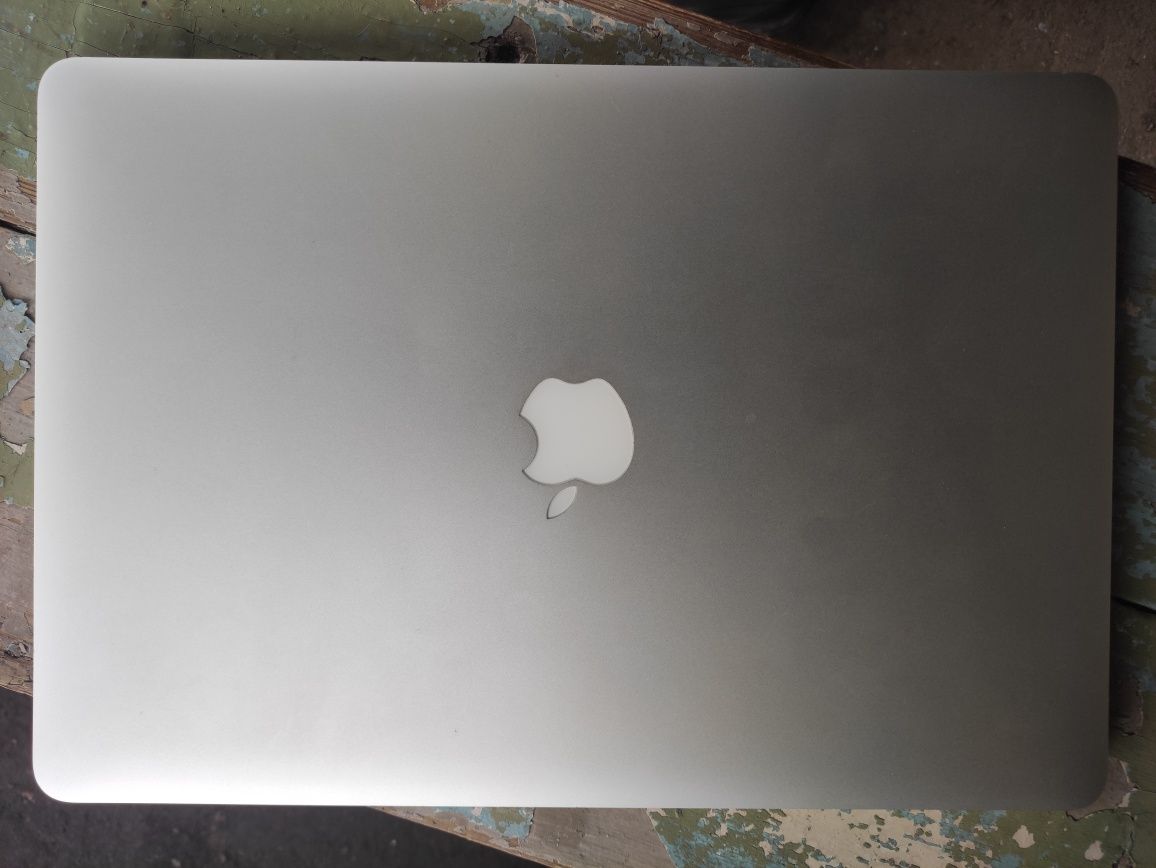 Apple Macbook Pro 15 2015 intel i7 16gb ram