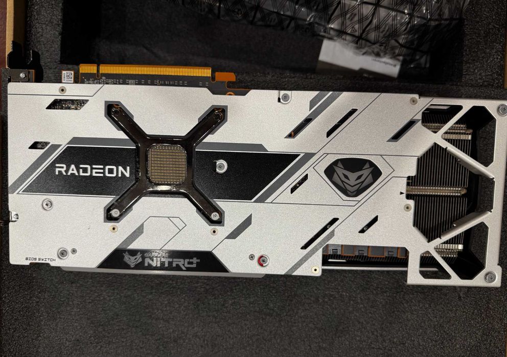 AMD Radeon RX 6950 XT 16GB GDDR6 - Nova | Não Usada