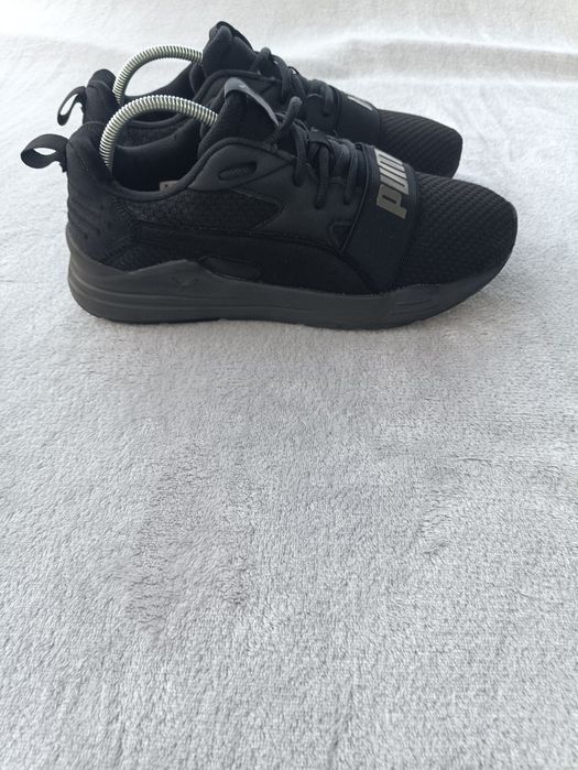 Женские кроссовки беговые Puma р40