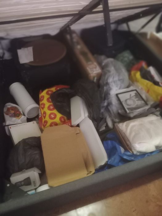 Cama de casal baú, com colchão