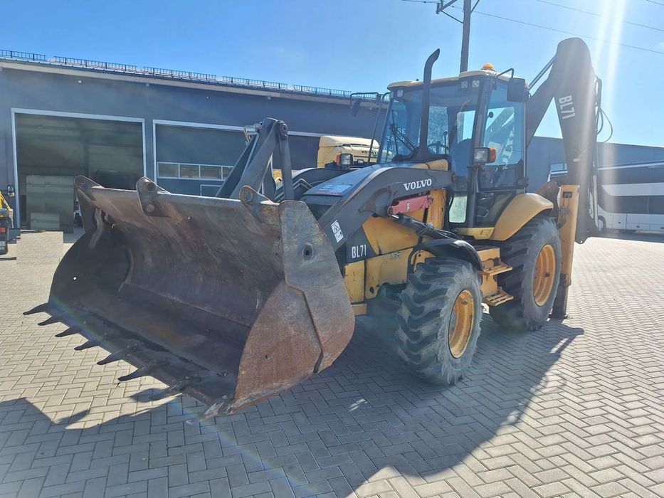 Volvo BL71
