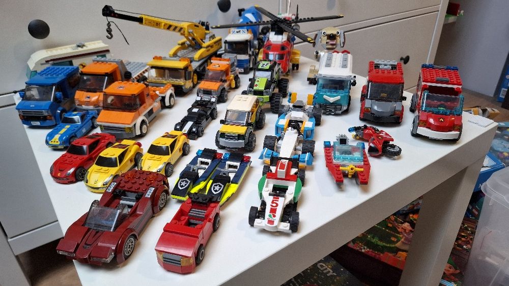 Sprzedam różne pojazdy LEGO