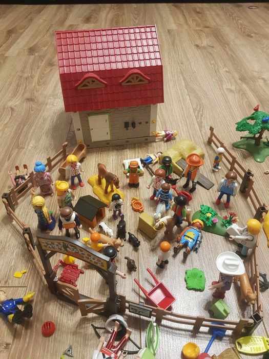Playmobile farma konie + różne ludziki