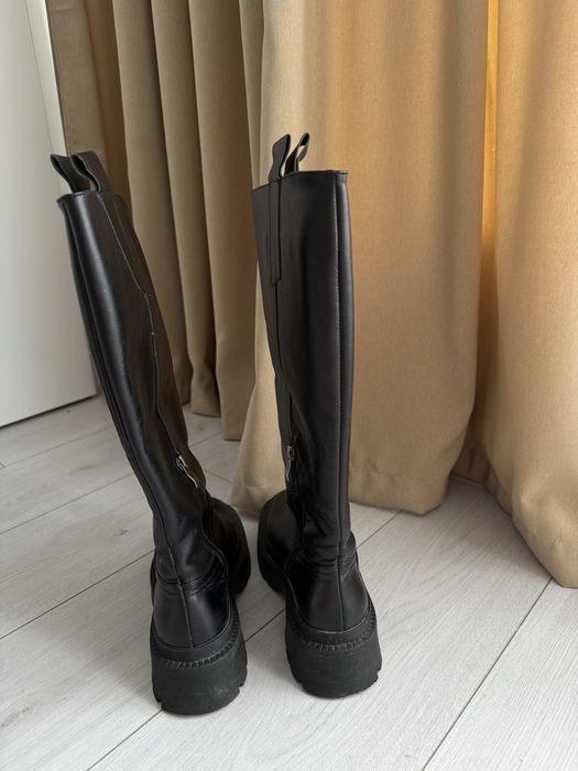 Високі чоботи шкіра