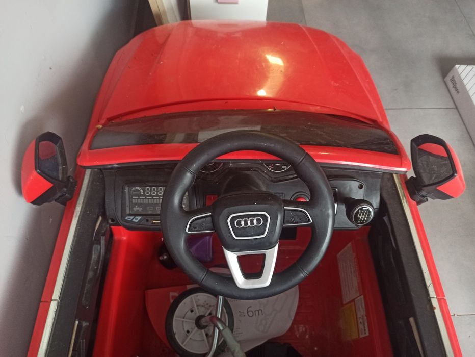 Autko na akumulator dla dziecka