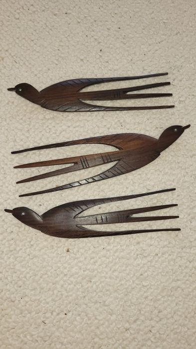 Ptaszki z drzewa hebanowego vintage Kenia