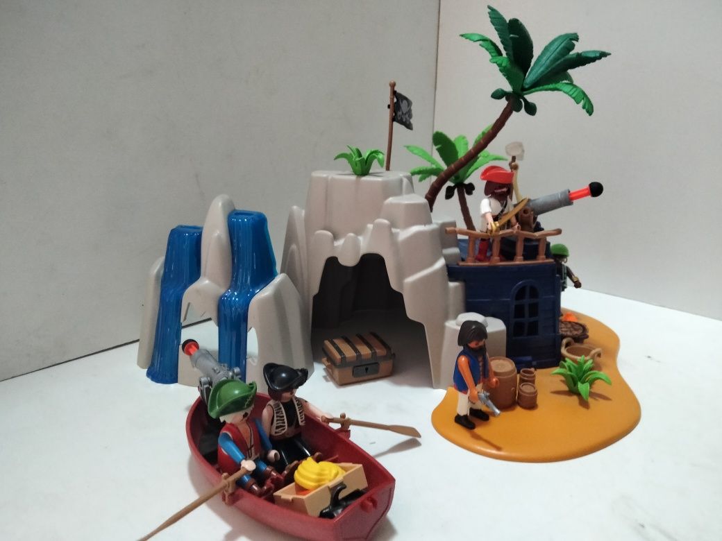 Playmobil wyspa piratów