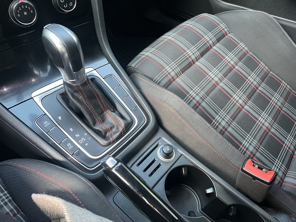VW Golf GTI 2016 в Лізинг | Кредит