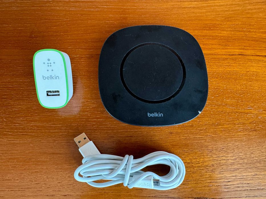 Бездротовий зарядний пристрій Belkin Qi Wireless Charging Pad F8M747