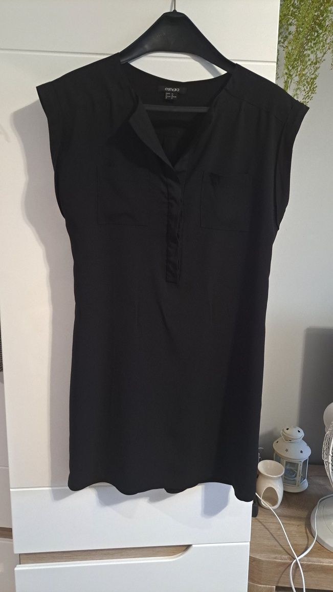 Czarna sukienka r. 36 Esmara