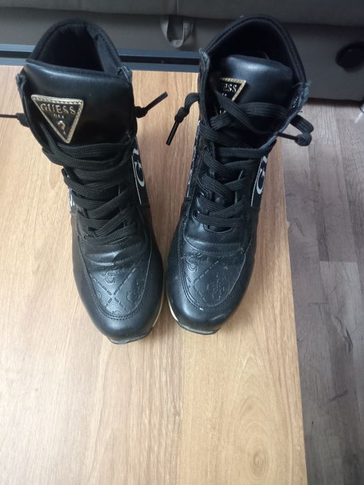 Botki Guess rozmiar 39
