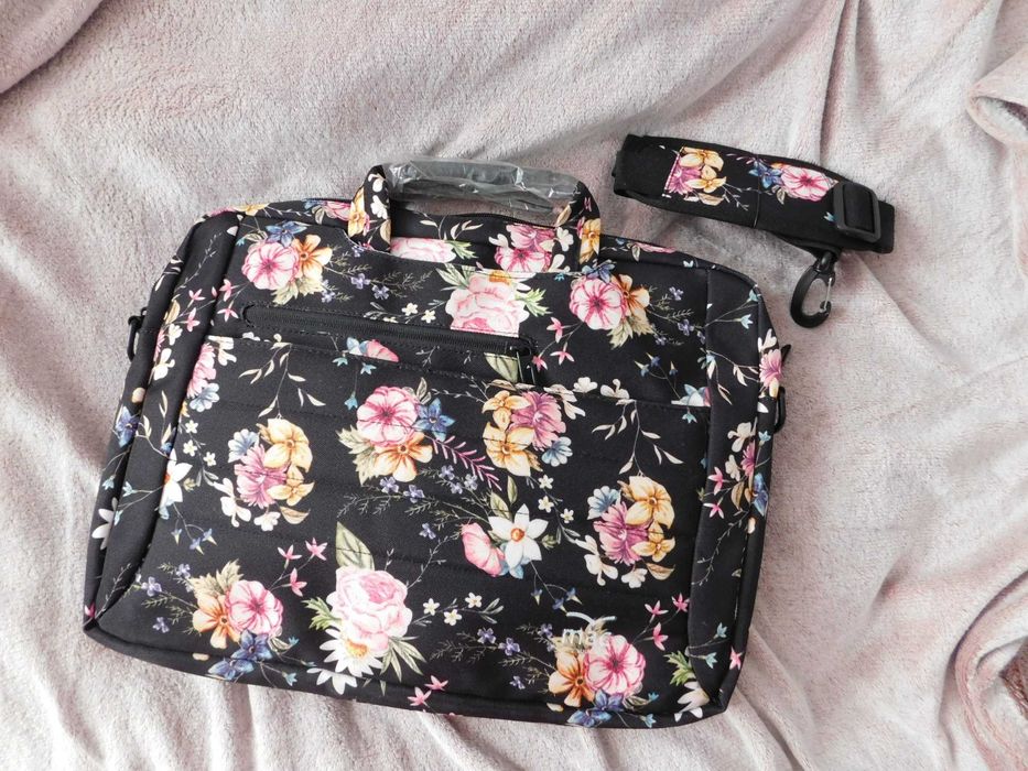 Torba na laptopa 15 czarna w kwiaty