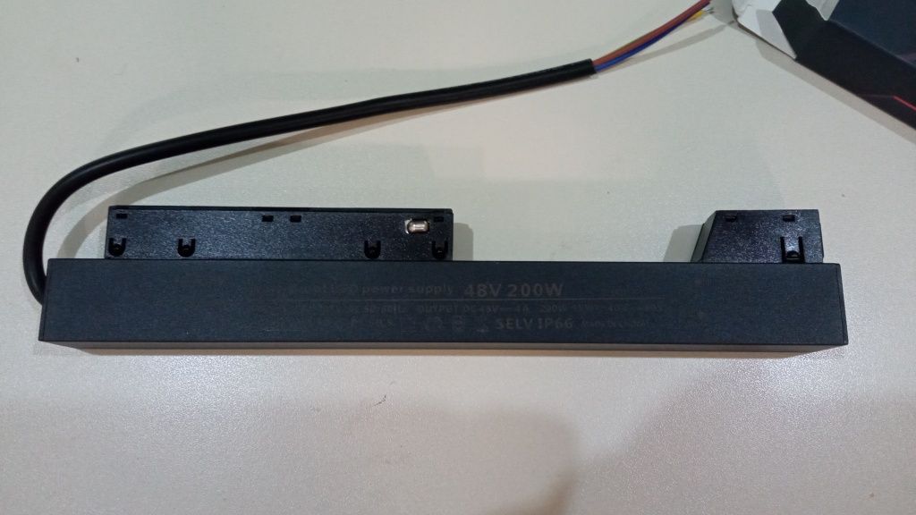 Блок живлення 48v 200w.