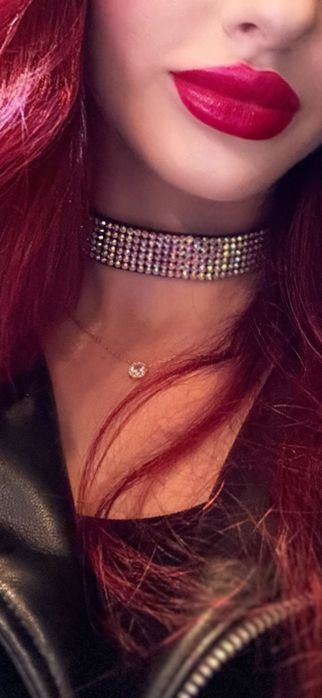 Чокер , стрази , аксесуари