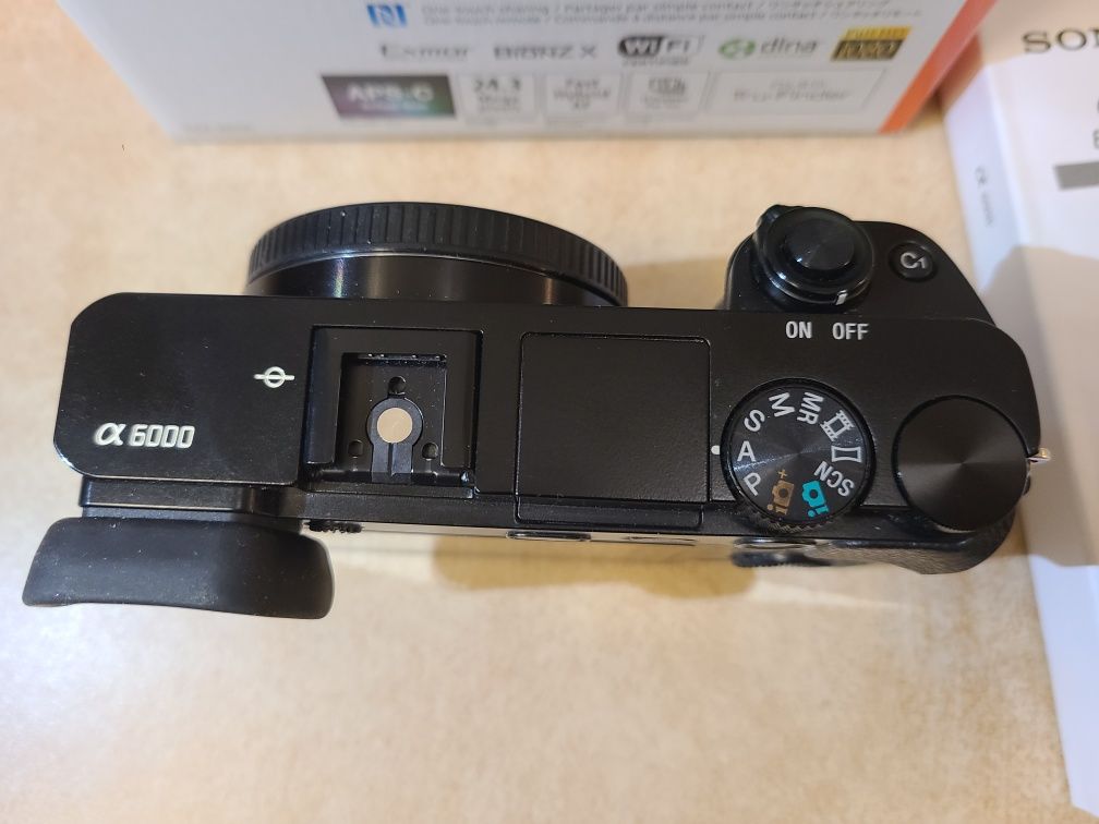 Sony a6000 . I inne :)