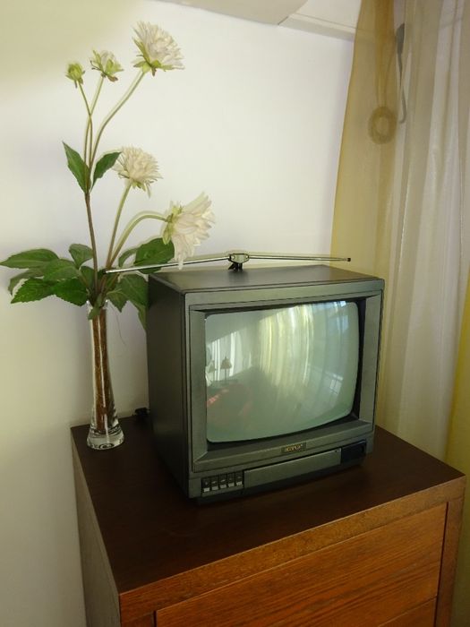 Televisor Starlux 14"