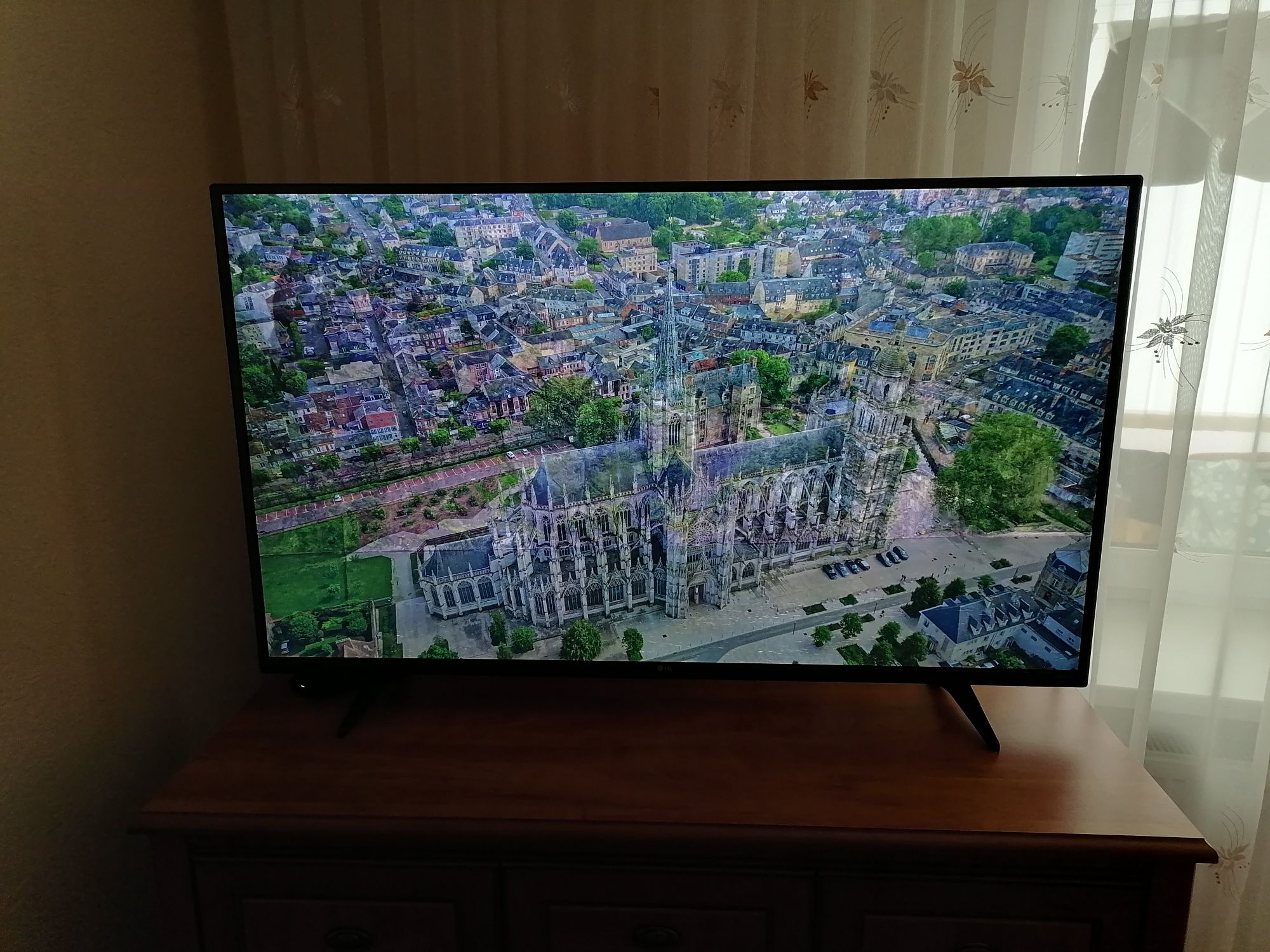 Телевізор LG 4K 55" + Xiaomi Box S 2nd Gen