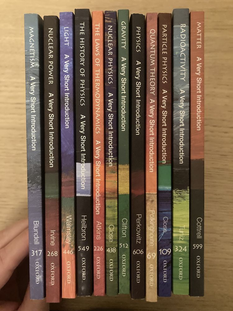 A very short introduction - 12 livros sobre Física