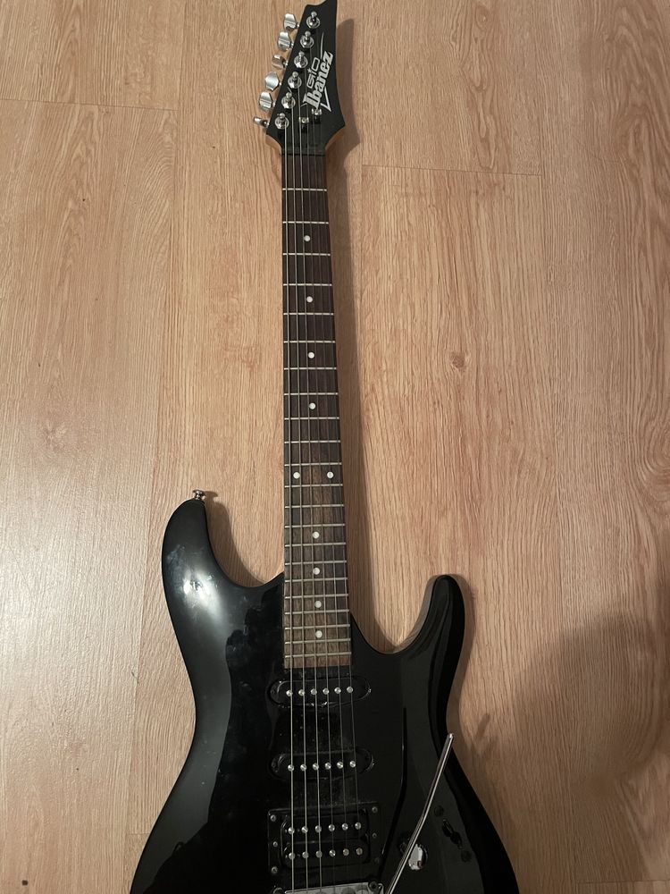 Vende se guitarra ibanez