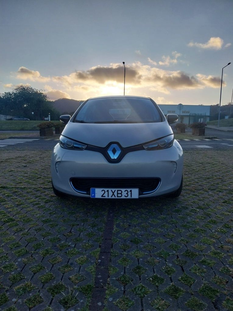 Renault Zoe c/Baterias próprias 22 Kwh