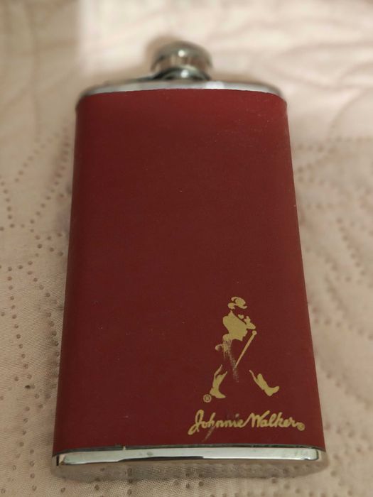 Piersiówka Johnnie Walker 4oz stal nierdzewna