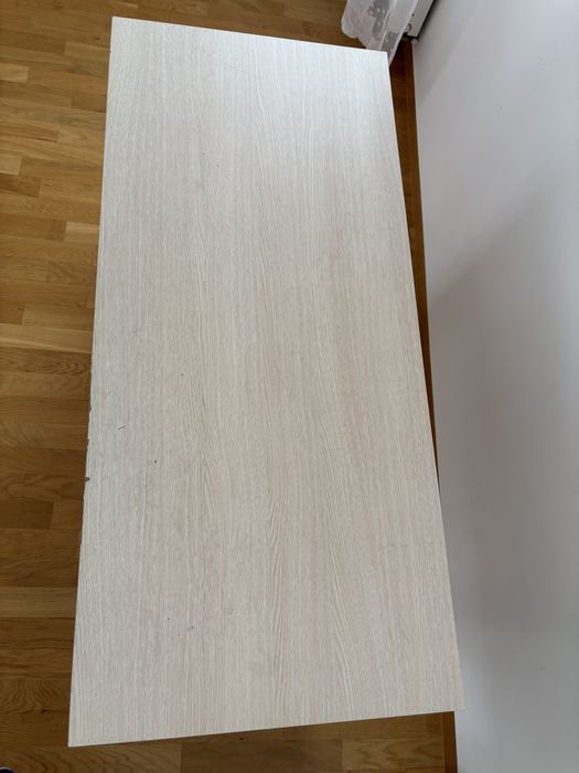 Biurko z zestawu „Strzałka”