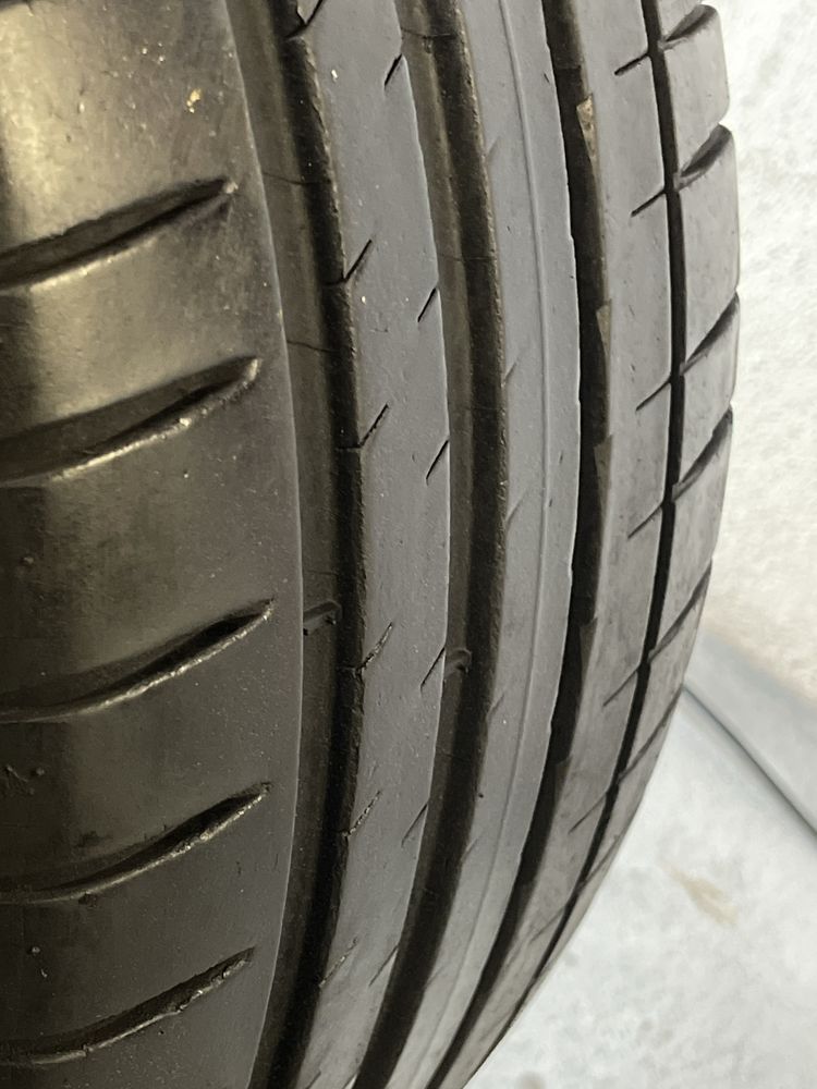 Pneus 245-40r18 Michelin como novos