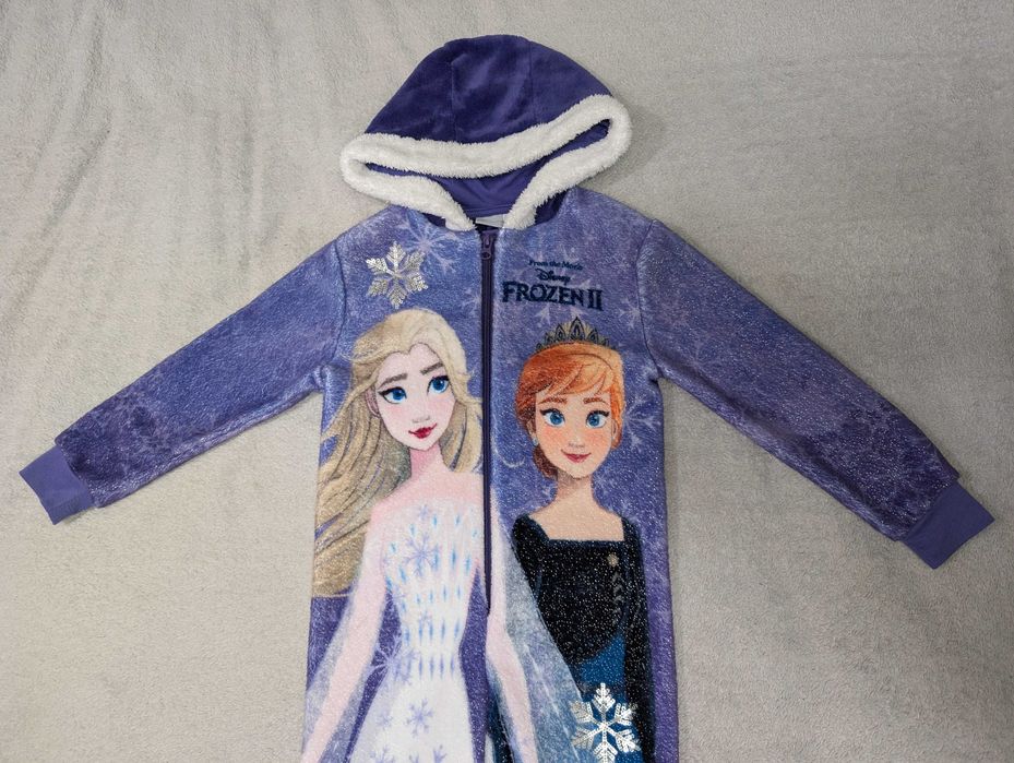 Jednoczęściowa pluszowa piżama Frozen Kraina Lodu Elza 116 - 122