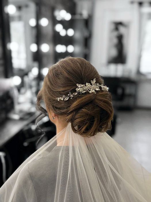 Перукар колорист. Біозавивка , полірування, реконструкція волосся